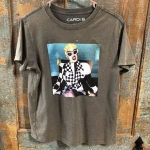 Cardi B T Shirt Small